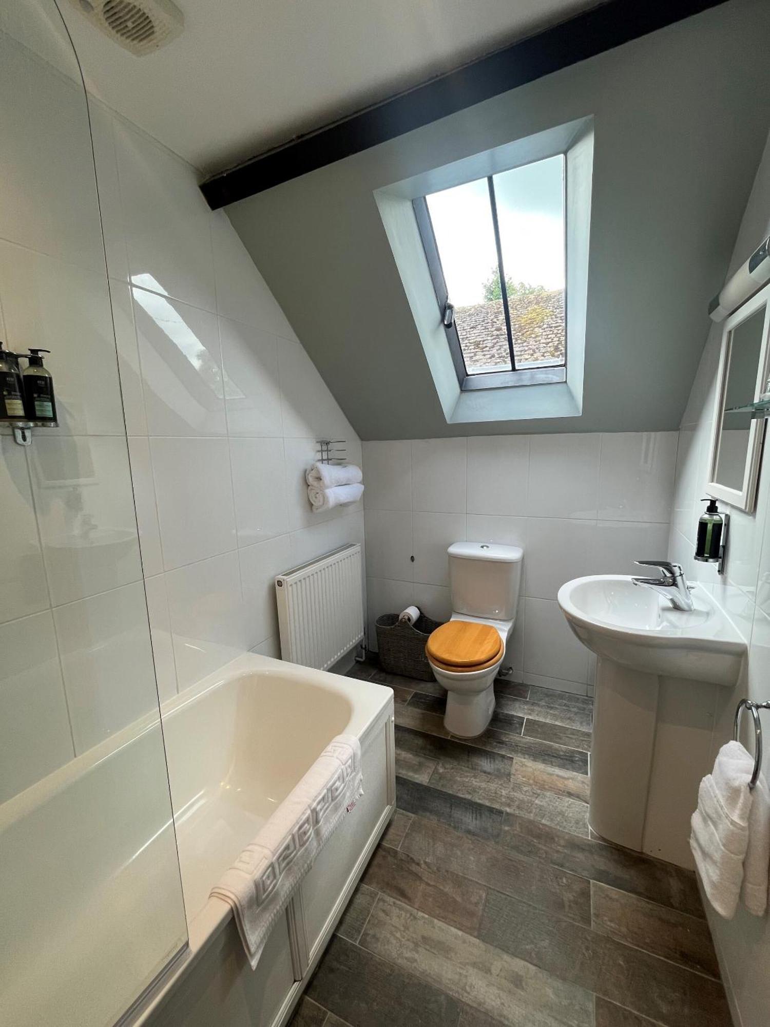 Inn White Hart Ufford- Stamford 4*